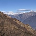 La croce della punta panoramica del Monte Gambarogno e la zona del Pizzo Vogorno.