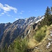 salendo verso la Capanna Albagno : costone che scende verso l'Alpe di Morisciolo