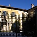 In via Laveno a Cittiglio alta, questa bellissima villa padronale è in avanzato stato di degrado.
