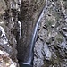 La prima cascata, alta 46 metri, rimane un po' nascosta dalla parete, per vederla così ci si deve arrampicare sulle rocce di fronte.