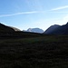 Am Peischlachtörl angekommen ... Die Sonne versteckt sich noch hinter den Bergen
