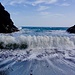 Playa Bermejo mit schäumenden Wellen.