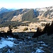 erster Tiefblick; Alp Ober Änggelauene bereits in der Sonne