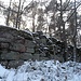 Die eindrucksvolle Heidenmauer.