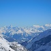 ... e alle cime dall'altra parte della Val d'Aosta.