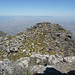 Blick zurück zum Vorgipfel, im Hintergrund der Tafelberg