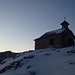 es wird heller, Kirche mit Mondsichel obenauf
