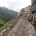 Schrofenpass. Der Weg entpuppt sich dann als doch nicht so schwierig, wie es von unten ausgesehen hat...