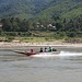 die Taxiboote fahren mit ca 50 kmh den Mekong hinunter