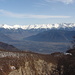 Blick über das Combe de Savoie zu den schneebedeckten Bergen der Vanoise.