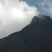 Vom Weg kann man mit guten Augen schon die Kletterer auf der "Pinnacle Ridge" sehen, auch ein Klassiker.
