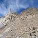 Markante Felsspitze,aus der Ostwand der Hohen Weissen heraus heisst es 50 Meter durch Schutt wie ein Marienkäfer im Kandiszuckerglas aufwärts krabbeln bis zum Fuss dieser markanten Felsspitze