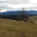 Richtung Heimgarten ist es noch ziemlich bewölkt, von Westen her breitet sich bereits der blaue Himmel aus.