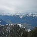 Jenseits des Inntal grüßen Karwendel und Rofan.