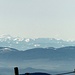 Angesichts der prophezeiten niedrigen Luftfeuchtigkeitswerte hätte die Fernsicht etwas klarer sein dürfen, immerhin ist der  Mont Blanc andeutungsweise zu sehen: Besser aber [http://www.hikr.org/gallery/photo2270169.html?post_id=116206#1 hier] an Neujahr