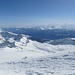 Blick hinunter ins Wallis - die hohen Gipfel im leichten Dunst