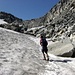 salendo per facili nevai verso la Lochbergluecke
