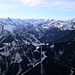 die verschneiten Lechtaler Alpen