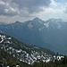 Blickfang ersten Rangs ist das Sonntagshorn, der höchste Berg der Chiemgauer Alpen.