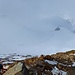 wir haben wieder Sicht: bereits im Felsaufstieg zur Wildspitze, auf dem Gletscher nähern sich Karawanen ...