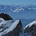 Zoom über den Gauschla hinweg, am Horitzont nochmals die Bernina.