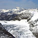 Links Grand Combin, Mont Blanc Gruppe am Horizont