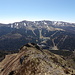 Auf dem Rocher du Bec de l´Aigle mit Blick nach Süden zum Plomb du Cantal (1855m), dem Kulminationspunkt der Monts du Cantal.