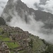 Klassisches Touristen Foto, im Hintergrund mit dem Huayna Picchu