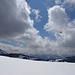 Die zunächst tief hängenden Wolken stiegen auf und machten mehr und mehr dem blauen Himmel Platz.