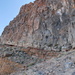 Das Guajara-Felsband: rechts von dem grossen Felsblock in der linken Bildhälfte führt der Weg entlang