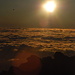 gleißendes Sonnenlicht über dem Wolkenmeer