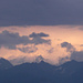 Sur le Tour du Mont Blanc: Ciel orageux au refuge Elisabetta