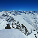 Gipfelpanorama vom Doldenhorn nach E: über dem Kanderfirn die versammelte Berner Prominenz