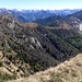 Verso l'Alpe Caneto, le tracce del recente incendio.
