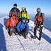 Gipfelfoto Mont Blanc 4810m, hinten links Bea, rechts Tanja, vorne links Bruno, in der mitte Stefan und rechts ich 