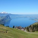 auf der Fälmisegg eröffnet sich der fantastische Blick über den Vierwaldstättersee nach Luzern - und zu Bürgenstock und Pilatus
