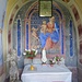 L'interno della cappella di Cavà.