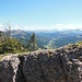 Vom Gipfel des Heidenkopfs schweift der Blick über das Balderschwanger Tal zum Allgäuer Hauptkamm