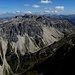 Am Nordgrat unterwegs - Blick nach Nordosten auf die riesige Berggruppe der Braunarlspitze