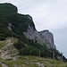 Südwände des Berchtesgadener Hochthronin der Mitte und links der Aufstiegsweg zum Stöhrhaus 