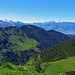 Blick nach rechts zum Alpstein und nach links zur Alvierkette