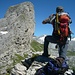 Auf dem Gipfel vom Laucherengrat (2418m): Jawohl, über den Laucherenstock-Westgrat kamen wir hinunter ;-)