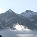 <b>Lo Schwarzlochhorn (2745 m) e il [http://www.hikr.org/tour/post120921.html  Pizzo Fortünéi (2811 m)], raggiunto due settimane fa.</b>