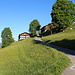 Feistenau - Grüne Wiesen, blauer Himmer, bestes Wetter, ... am Ausgangspunkt unserer Tour.