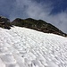 Kurz vor dem Gipfel ein harmloses Schneefeld