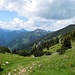 Abstieg vom Hinteren Sonnwendjoch (1986 m) zur Bärenbadalm (1597 m)