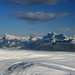 und über dem Schneegestöber die Dolomiten