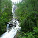 Der Lehner Wasserfall bei Längenfeld im Ötztal von der Hängebrücke aus.