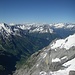 Fernsicht ins Wallis, die Viertausender um Saas Fee und Zermatt sehen wir sehr klar.