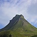 erstmals zeigt sich die formschöne Mittagsspitze